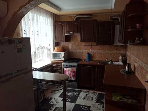 квартира за адресою Молодіжна вул., 3
