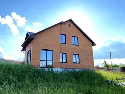 будинок за адресою Карєрна
