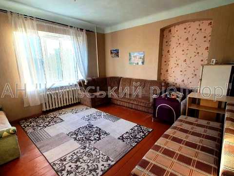 квартира за адресою Енергодарська вул. (Волховська), 5
