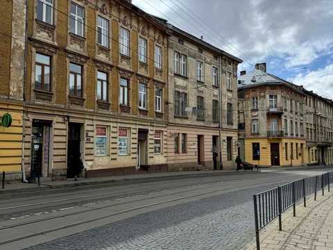 комерційна за адресою Личаківська вул. (), 24-А