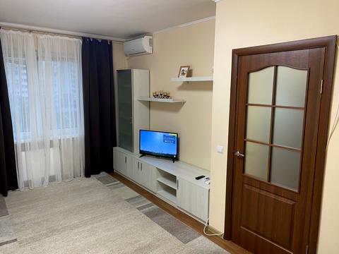 квартира за адресою Софії Русової вул., 7-Г