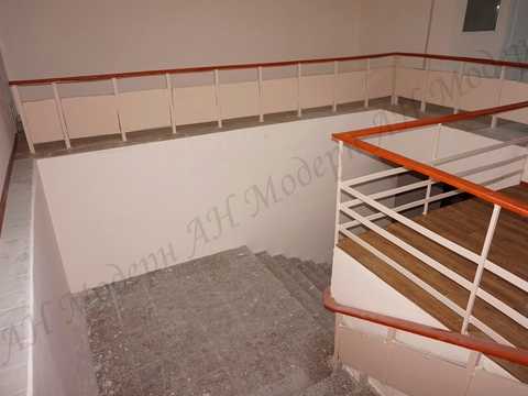 коммерческая по адресу Валентинівська вул., 31