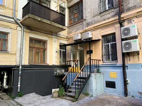 комерційна за адресою Гоголівська вул., 2-А