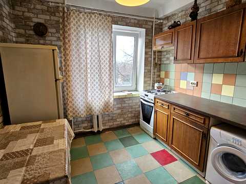 квартира за адресою Мілютенка вул., 15-А
