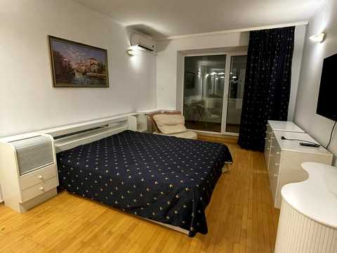 квартира за адресою Генерала Генадія Воробйова вул. (Курська), 13-Б