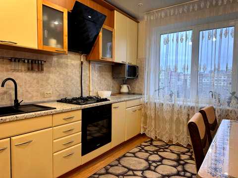 квартира по адресу Героев просп., 40