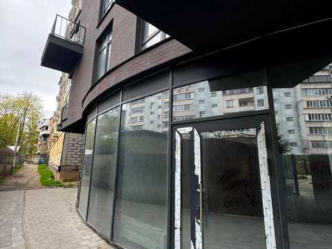 комерційна за адресою Педагогічна вул., 16