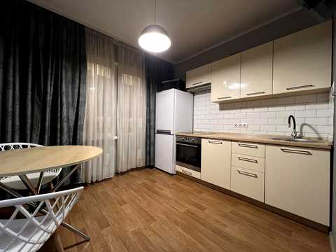 квартира по адресу Софии Русовой ул., 5-Б