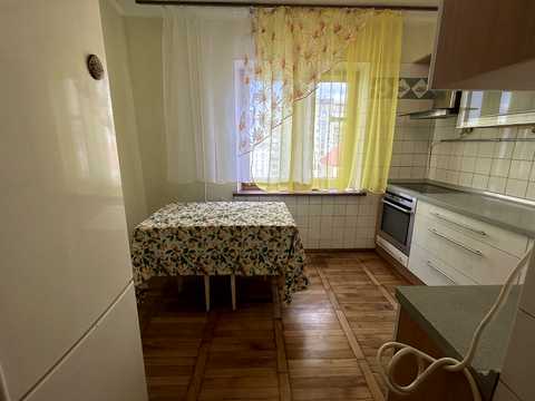 квартира за адресою Левка Лук'яненка вул. (Маршала Тимошенка), 33/35