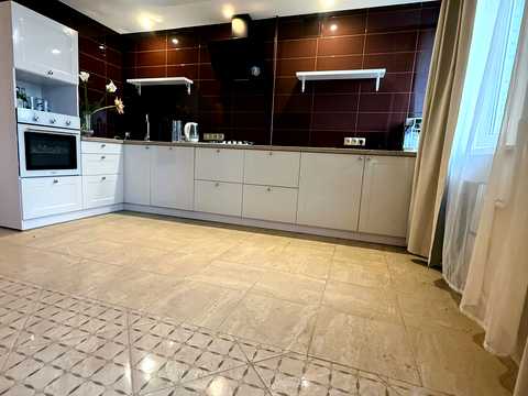 квартира за адресою Героїв просп., 33