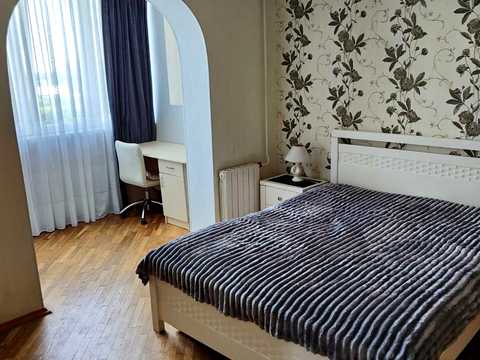 квартира по адресу Миколы Бажана просп., 7