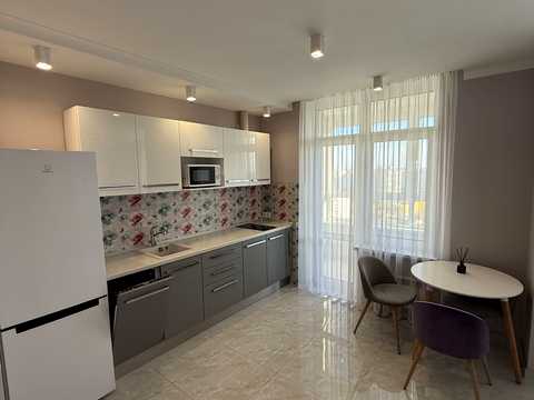 квартира за адресою Драгоманова вул., 10