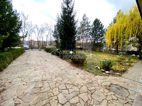 будинок за адресою с. Черкаська Лозова, Зелена, 9