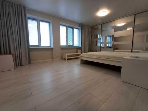 квартира по адресу Леси Украинки бульв., 7