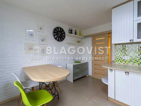 квартира за адресою Урлівська вул., 24