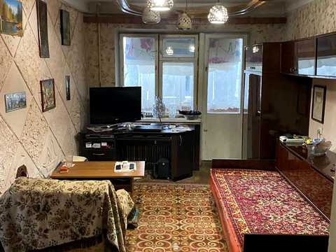 квартира за адресою Космічна вул., 5