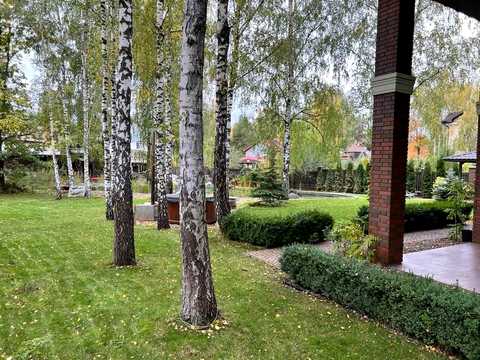 дом по адресу Киев, Берестейське шоссе (Брест-Литовське)