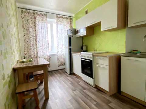 квартира за адресою Осіння вул., 11