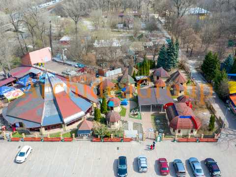 комерційна за адресою Броварський просп., 18Г