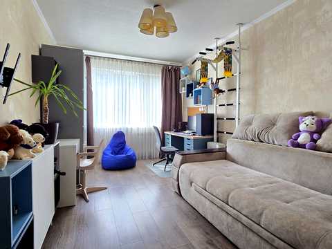 квартира за адресою Амосова вул. (Корчагінців), 1