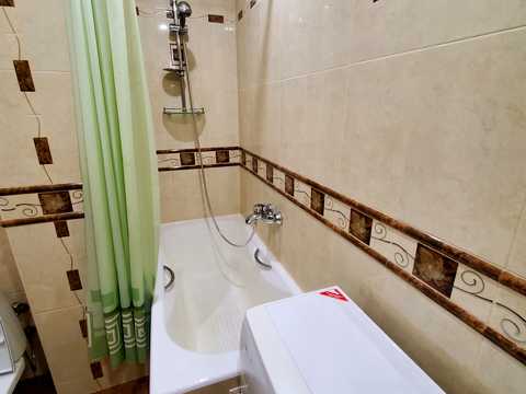 квартира за адресою Почайнинська вул., 45/48