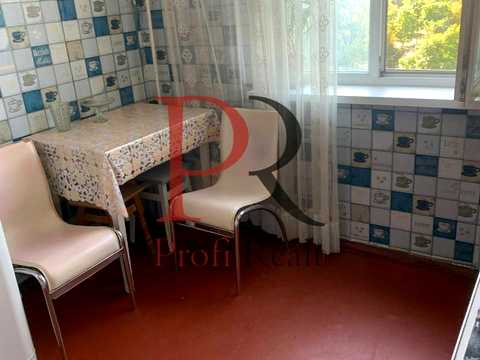 квартира за адресою Каштанова вул., 8