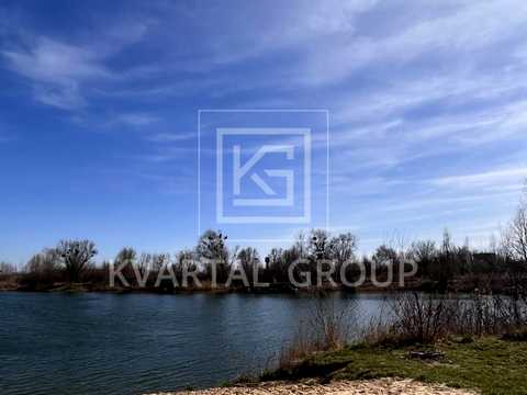 комерційна за адресою перемоги, 18