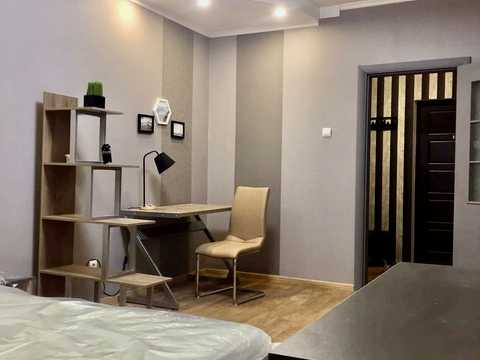 квартира за адресою Михайла Максимовича вул. (Онуфрія Трутенка), 7-А