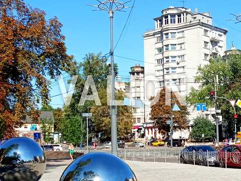 квартира по адресу Ивана Мазепы ул. (Січневого Повстання), 3