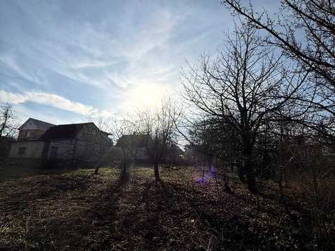 будинок за адресою с. Карпівці, Вишнева, 2