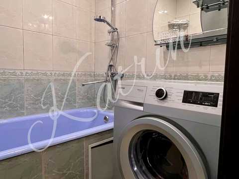 квартира за адресою Космодромна вул., 3