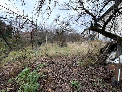 участок по адресу Высокая ул.