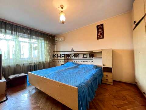 квартира по адресу Бастионная ул., 1