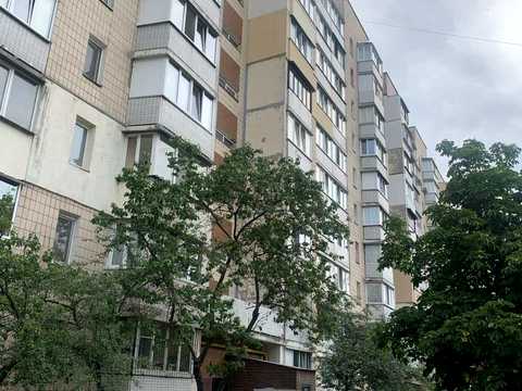 квартира по адресу Ревуцкого ул., 17-Б