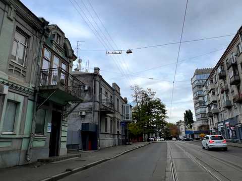 комерційна за адресою Архітектора Олега Петрова вул. (Чернишевського), 14