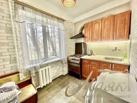 квартира по адресу Нижнеднепровская ул., 4
