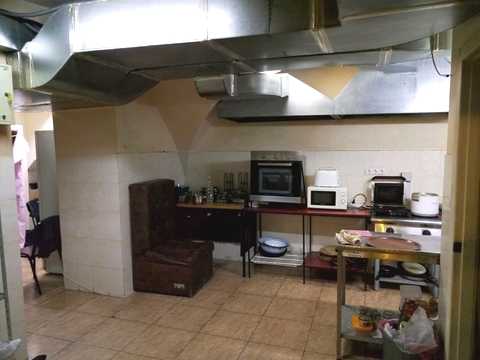 комерційна за адресою Новосельського вул., 80