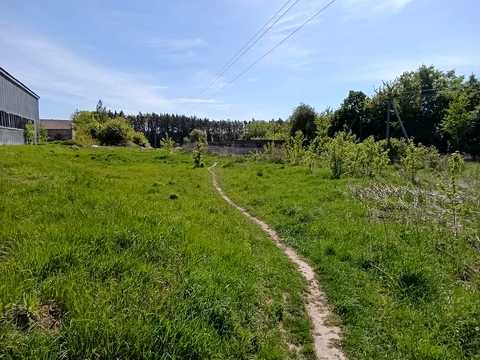 комерційна за адресою вул. Центральна, 32а