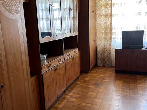 квартира за адресою Ревуцкого, 19