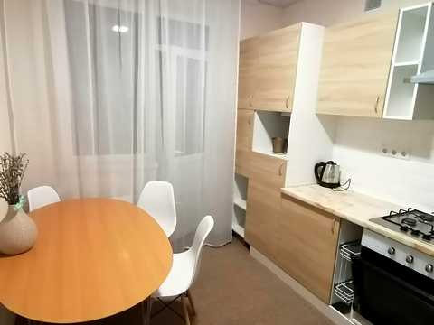 квартира за адресою Боголюбова вул., 33