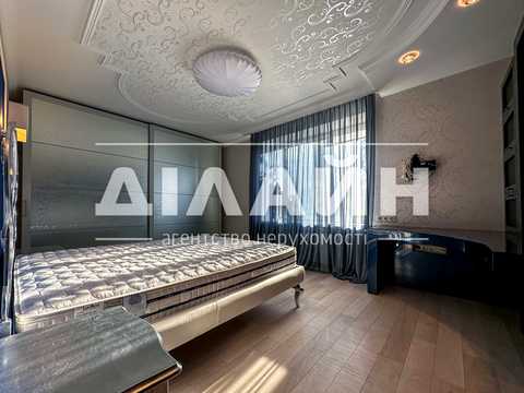 квартира за адресою Приходська вул., 58