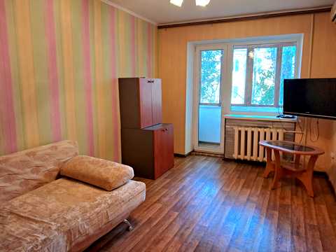 квартира за адресою Незалежності вул. (Армійська), 2