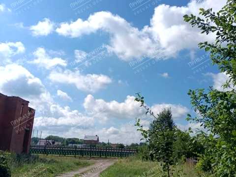 ділянка за адресою центральна, 1