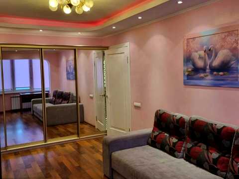 квартира по адресу Героев Полка "Азов ул. (Маршала Малиновського), 4