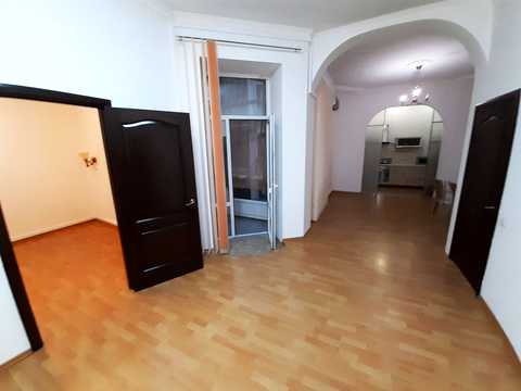 квартира за адресою Шота Руставелі вул., 34