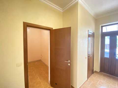 будинок за адресою Грушевського вул.