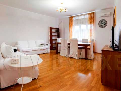 квартира за адресою Шовковична вул., 24