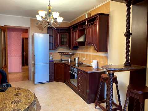 квартира за адресою Тіниста вул., 15