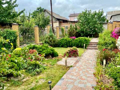 будинок за адресою Остапа Вишні вул., 6