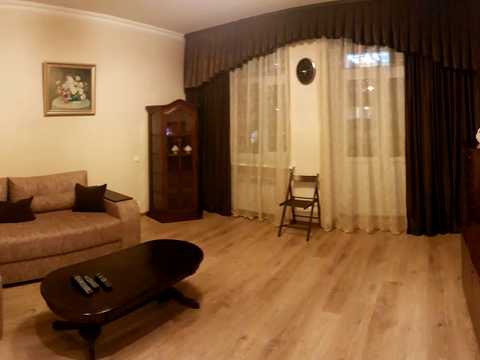квартира за адресою Пирогова вул., 2
